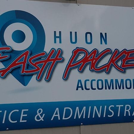 Huon Flash Packers Franklin Exteriör bild